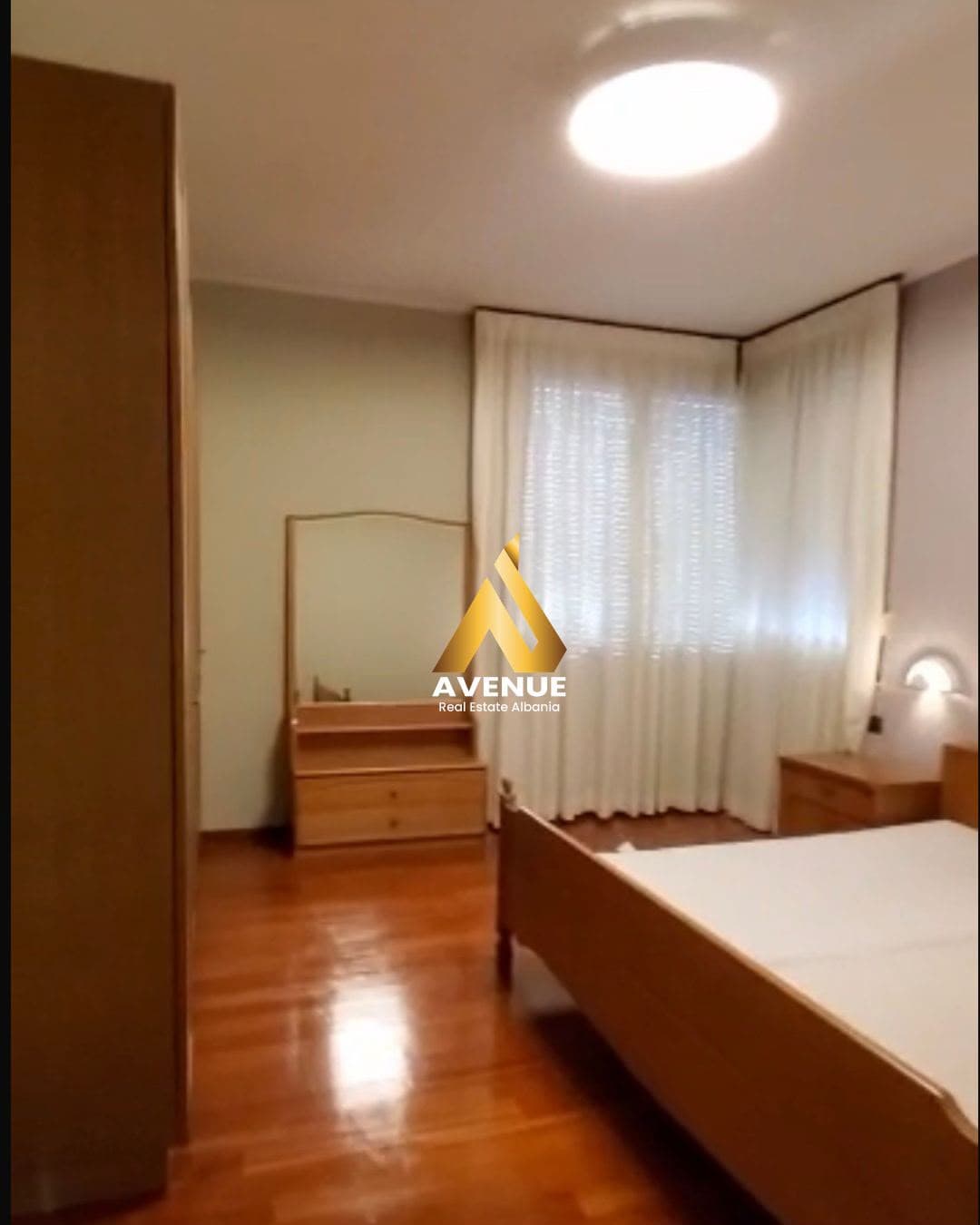 JEPET ME QIRA APARTAMENT 3+1 RRUGA E KOSOVARËVE, TIRANË 3