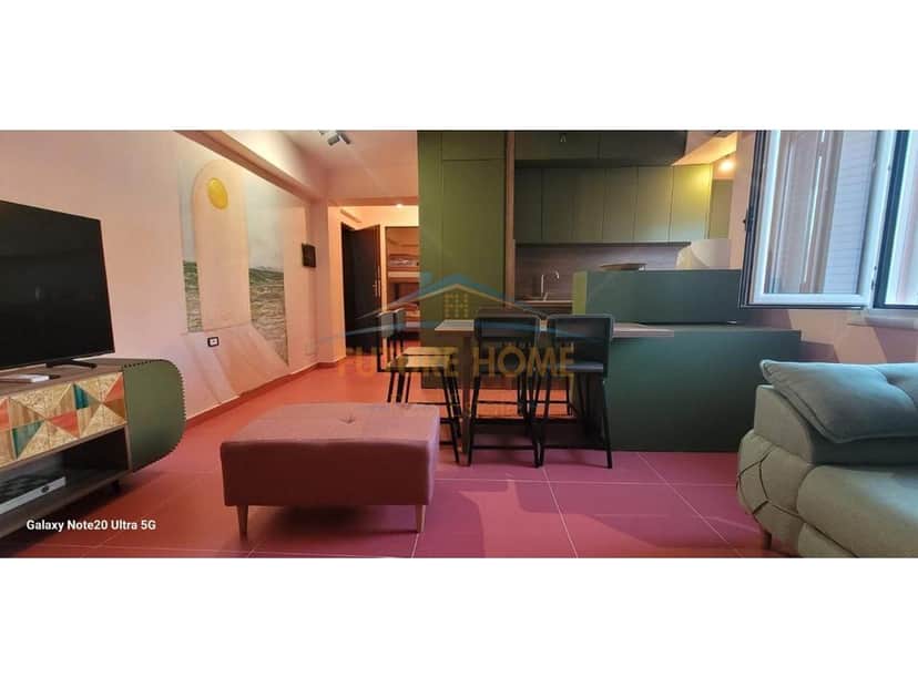 Shitet, Apartament 1+1, Lungomare ,Vlorë. 1