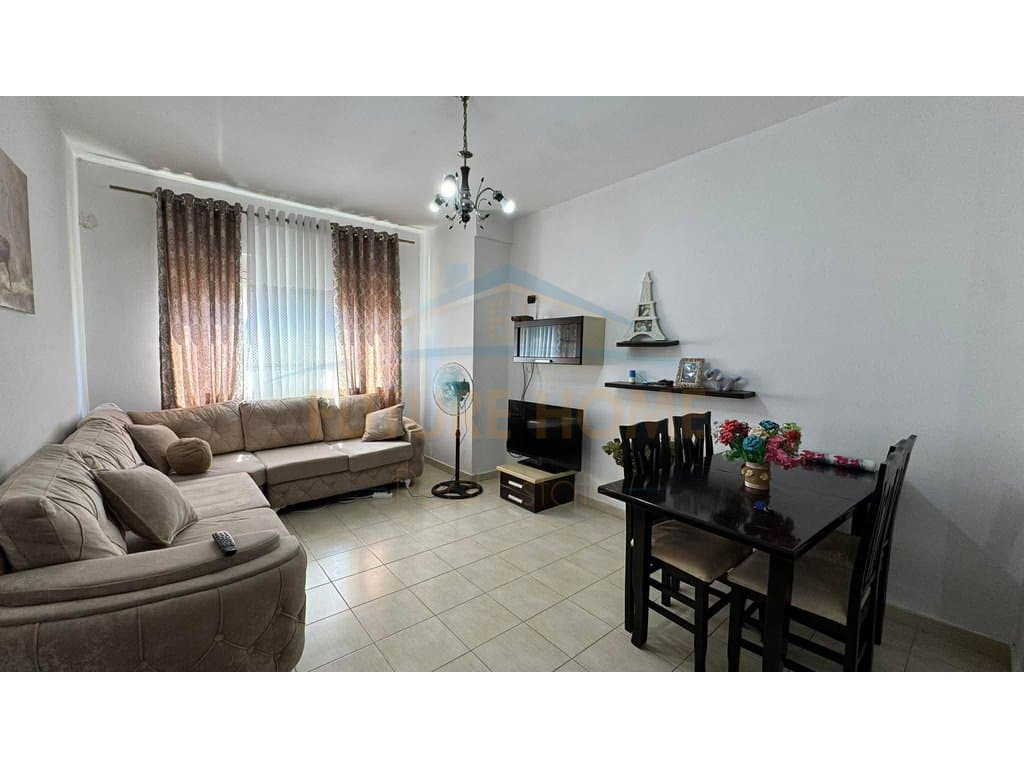 Shitet, Apartament 2+1, Unaza e Re 1