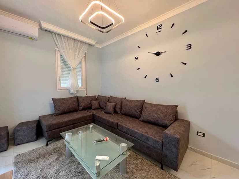 Shitet, Apartament 1+1, Rruga 5 Maj, Tirane. CITY72319 1