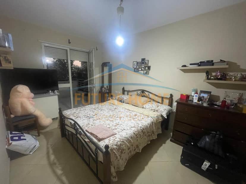 Shitet, Apartament 2+1, Yzberisht, Tiranë 1