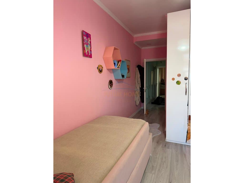Shitet Apartament 2+1+2+Post Parkimi, Yzberisht, Tirane 1