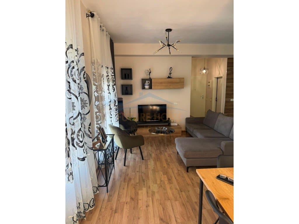 Shitet, Apartament 3+1+2, Kompleksi Mangalem, Ali Demi, Tiranë 2