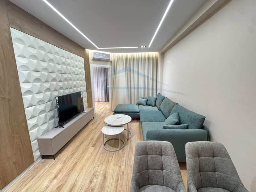 Shitet, Apartament 1+1, Bulevardi Migjeni, Yzberisht 1