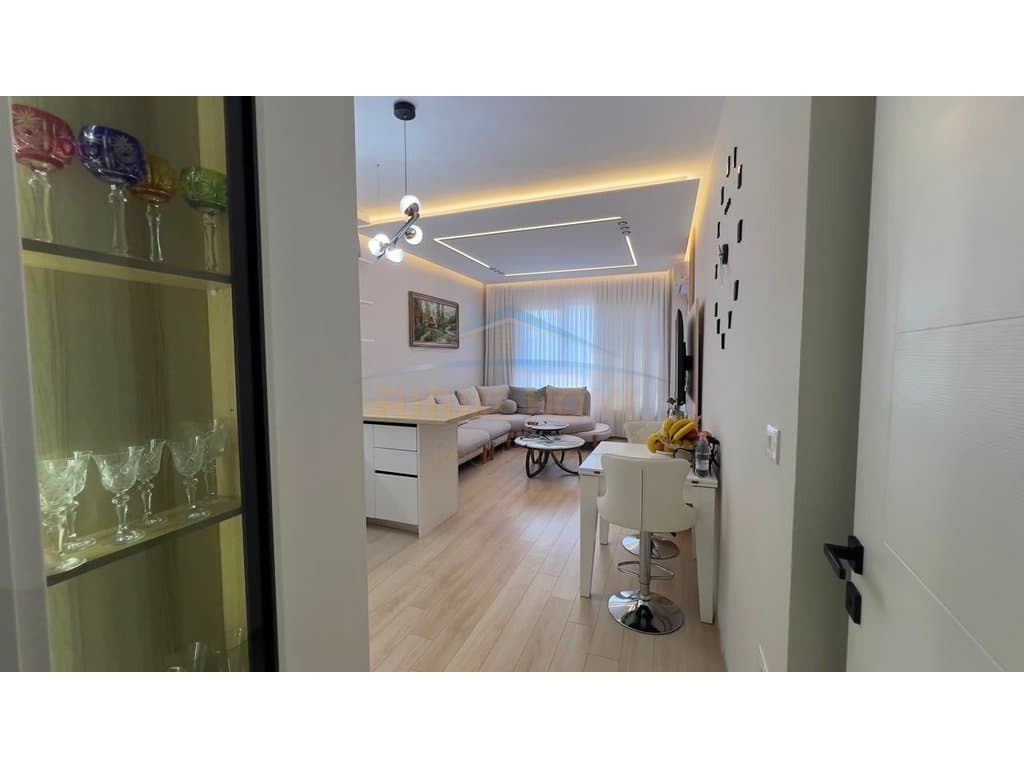 Shitet, Apartament 2+1, Kamëz, Tiranë. DB72077 3