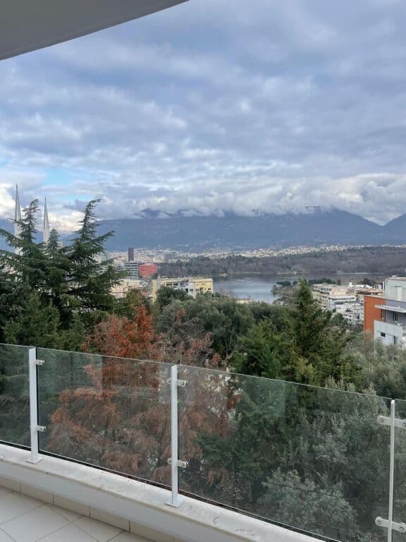 Shitet Apartament 3+1 Kopshti Botanik 3