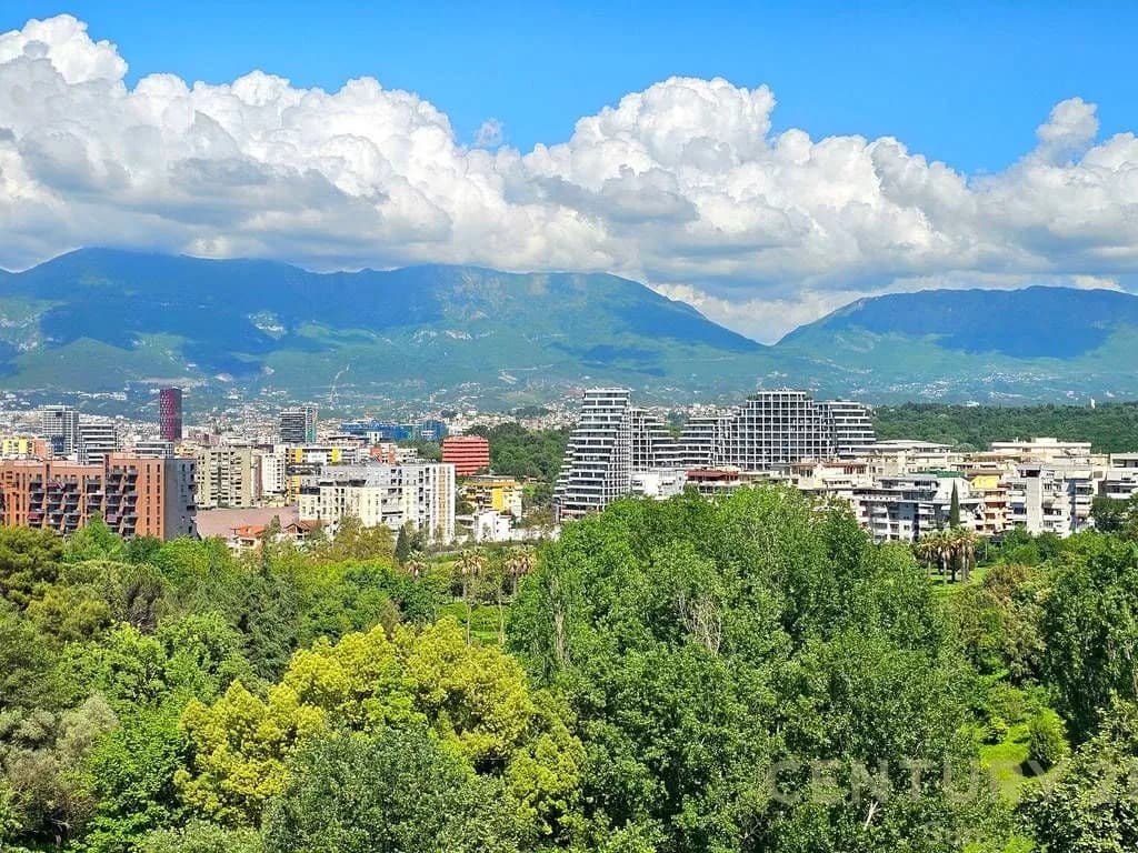 Shitet Apartament 3+1 Kopshti Botanik 2