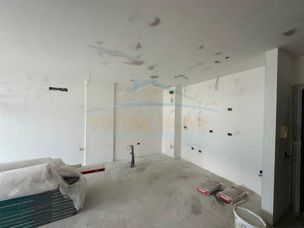 Shitet , Apartament 2+1, "Mirabella Residence", Oxhaku , Tiranë 2
