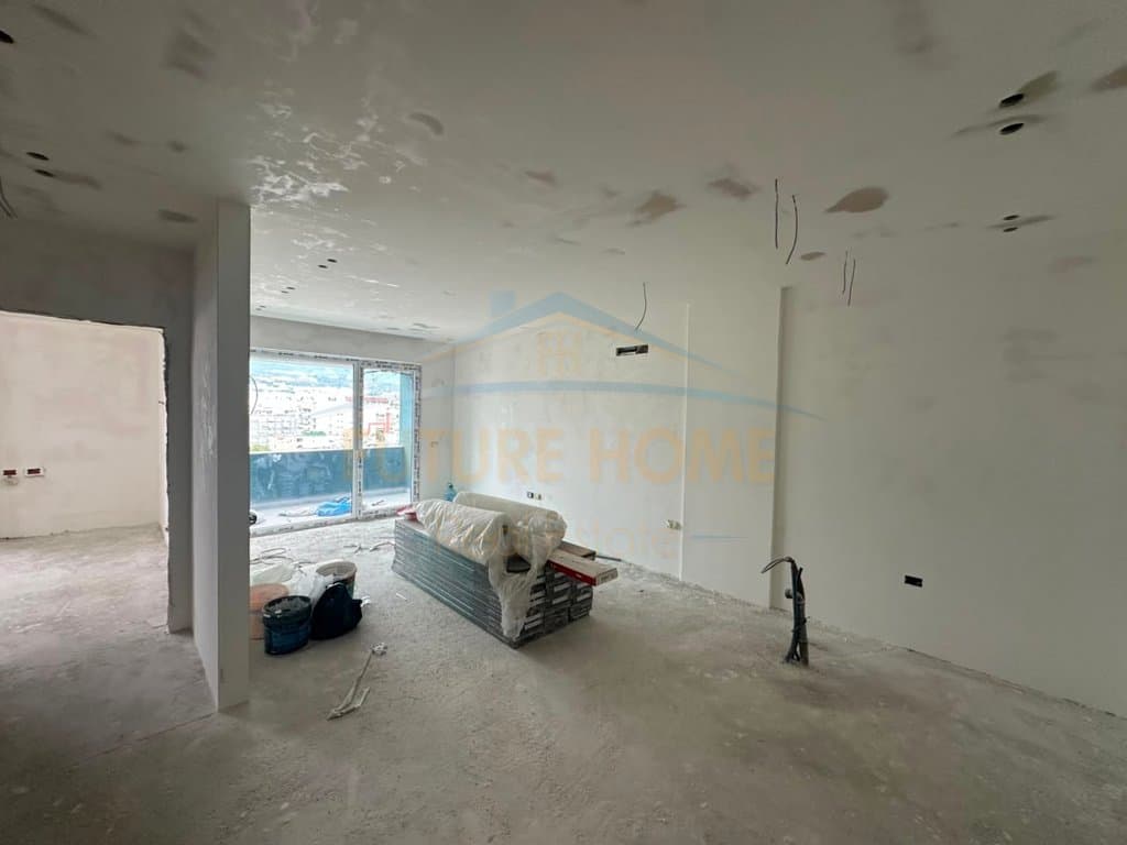 Shitet , Apartament 2+1, "Mirabella Residence", Oxhaku , Tiranë