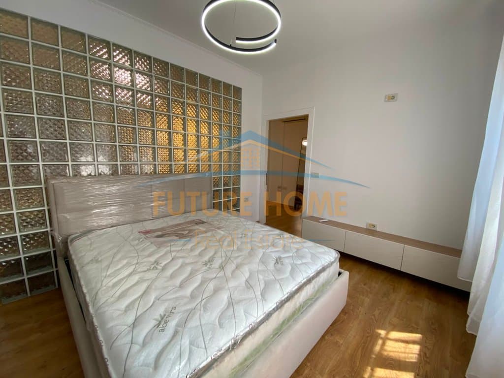 Shitet, Apartament 1+1, Fresku, Tiranë 4