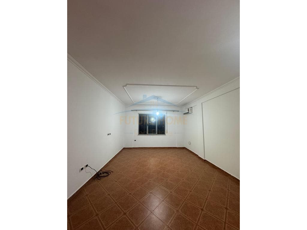 Shitet Apartament 2+1, Misto Mame 5