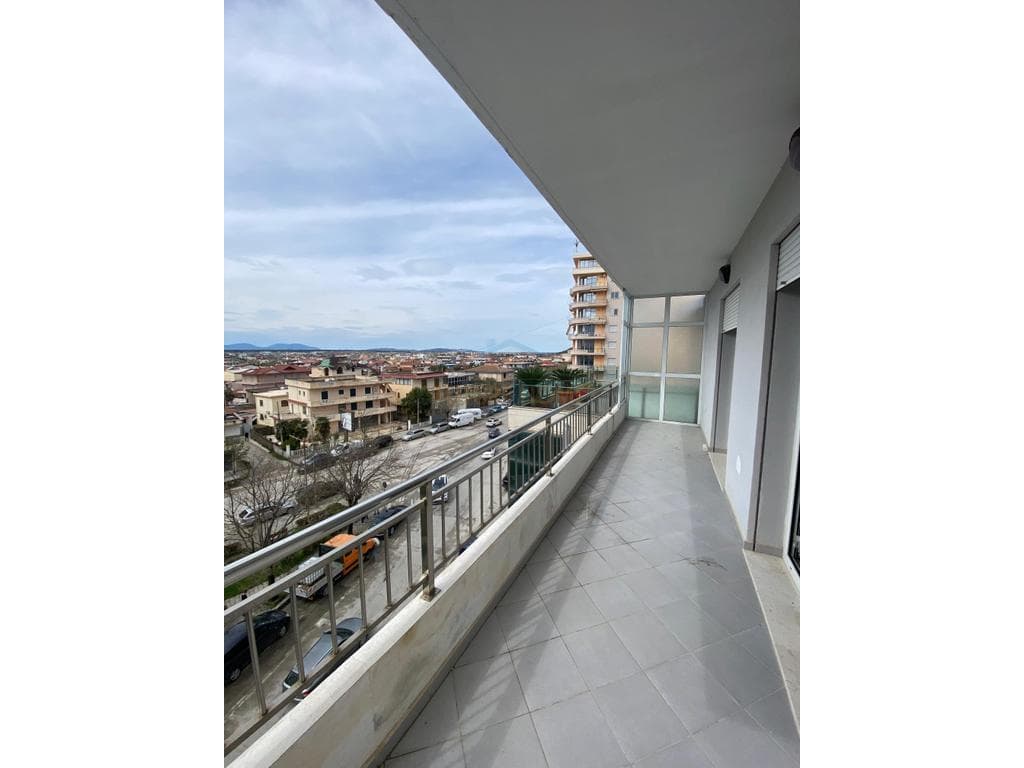 Shitet, Apartament 2+1, Vlorë. 3