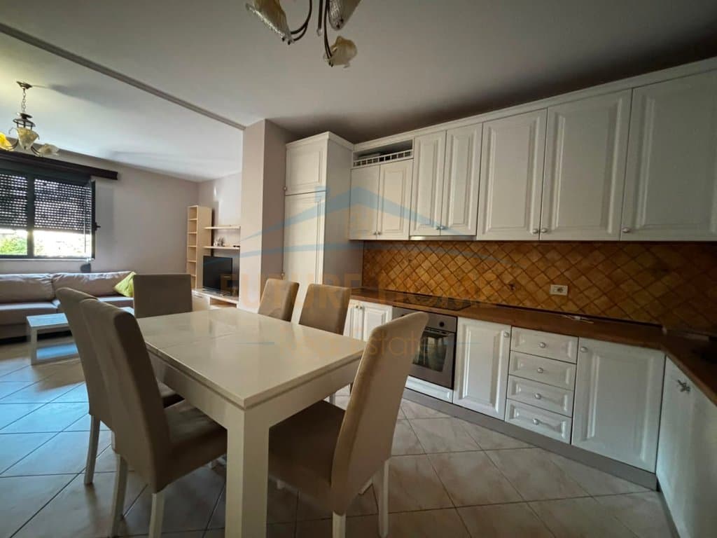Qira, Apartament 1+1, Qëndër, Tiranë.