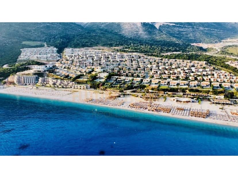 Shitet, Apartament 2+1 + Depo + Post Parkimi, Green Coast 2 1