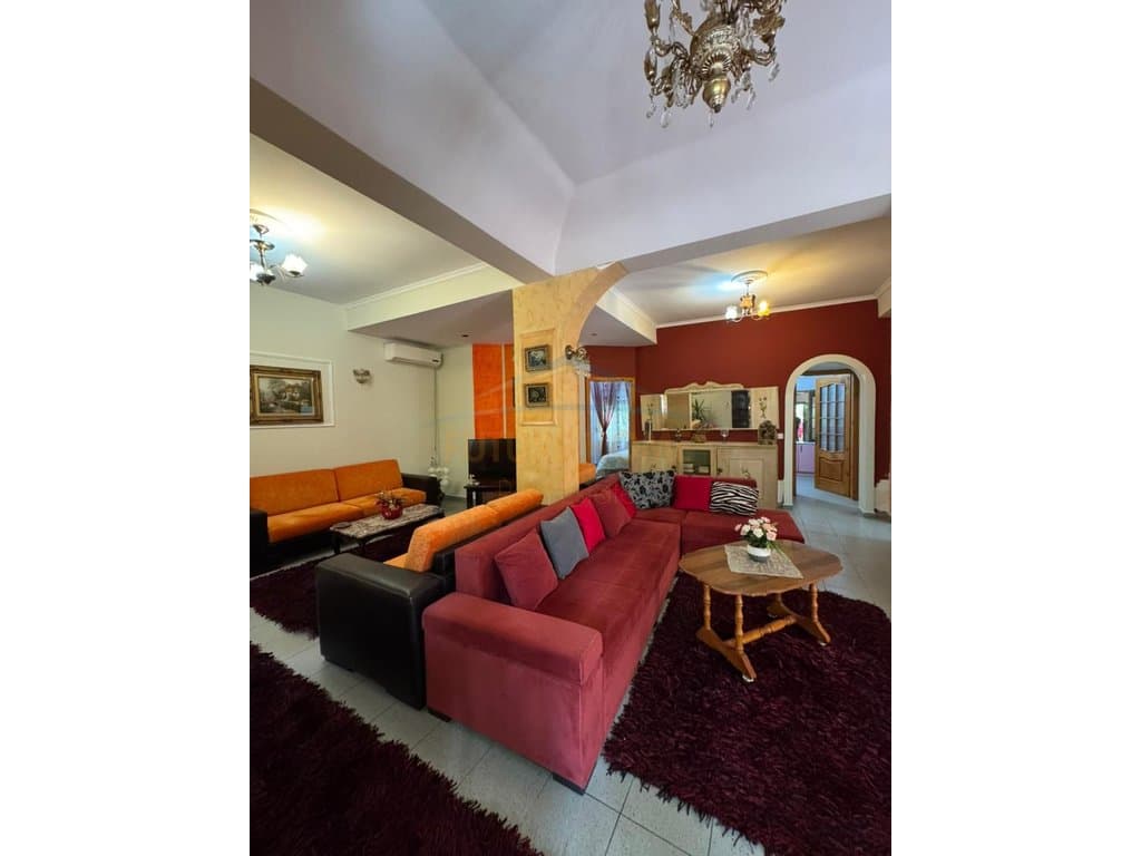 Shitet,Apartament 3+1,Selite 1