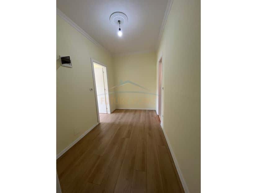 Shitet, Apartament 1+1,Rruga Irfan Tomini, Tiranë 1