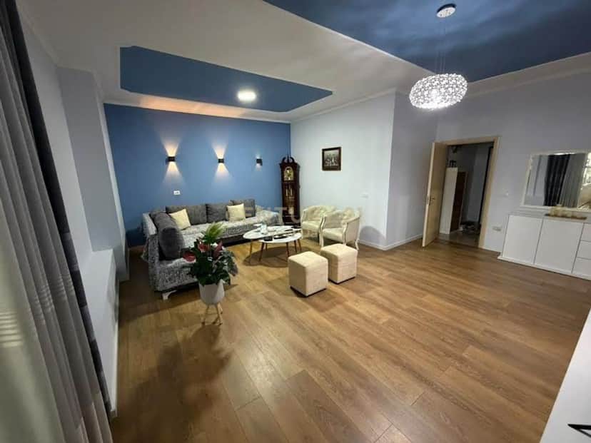 Apartament 2+1+2 per shitje prane Ish URT 1