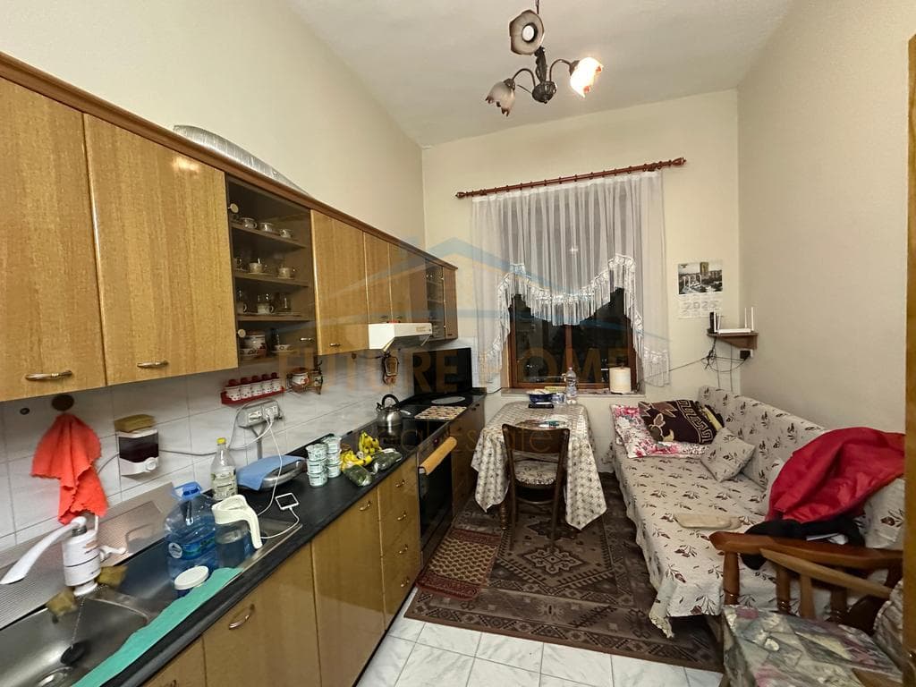 Qera, Apartament 3+1, Shallvaret, Tiranë 3