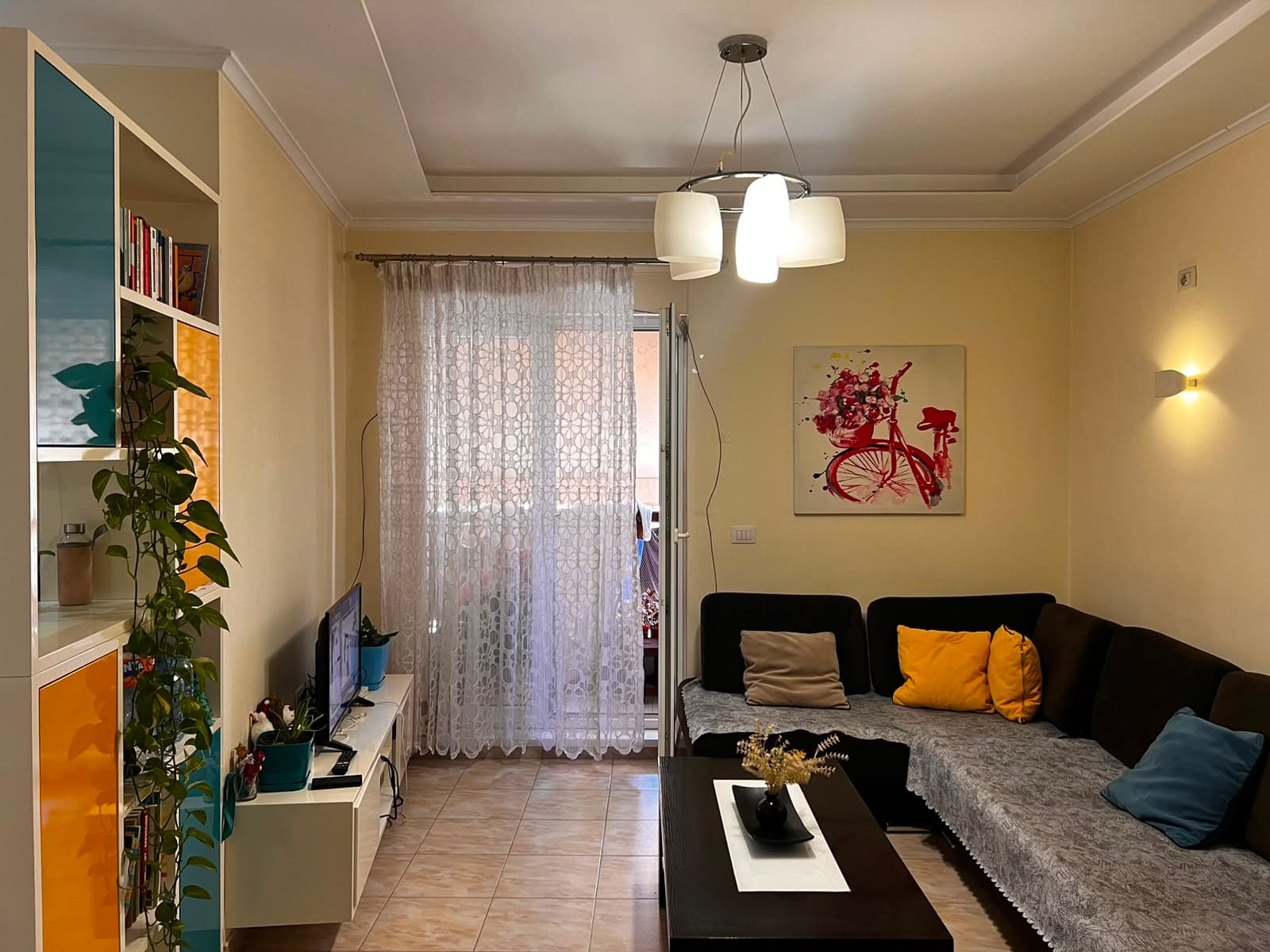 SHITET APARTAMENT 2+1, 21 DHJETORI 1