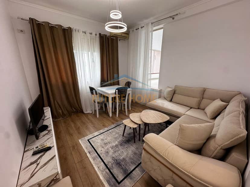 Shitet,Apartament 2+1, Unaza e Re, Tiranë 1