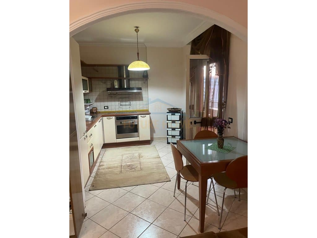 Qera, Apartament 2+1, Stacioni i Trenit, Tiranë 3