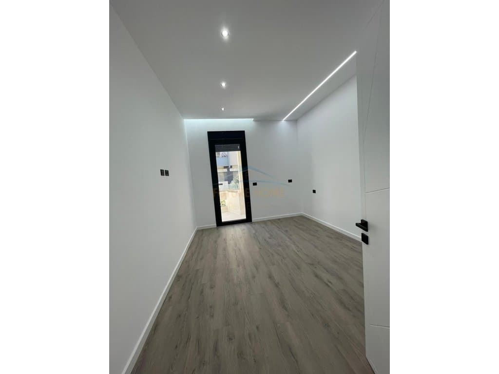 Apartament 1+1 Shitje, Murrat Tërbaci, Vlorë 3
