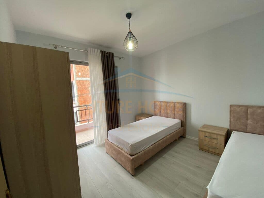Qera, Apartament 2+1, Unaza e Re. 500 € 0697085775 4