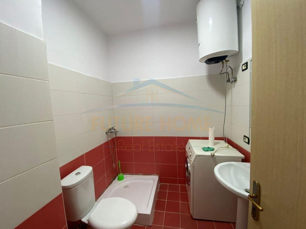 Qera, Apartament 2+1, Unaza e Re. 500 € 0697085775 5