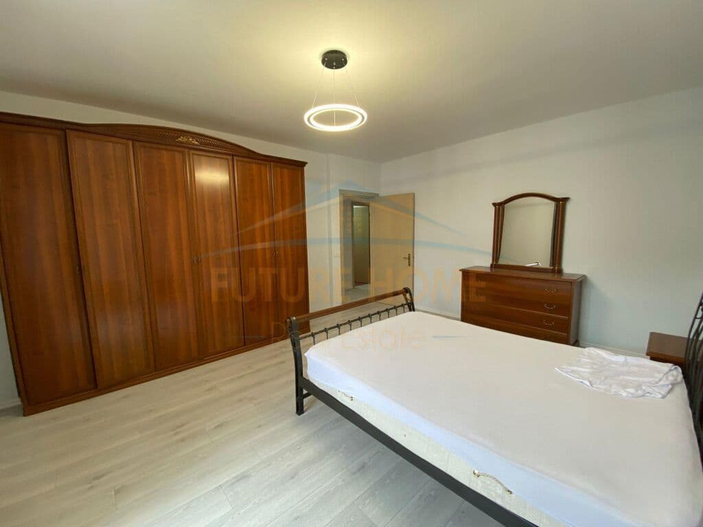 Qera, Apartament 2+1, Unaza e Re. 500 € 0697085775 3