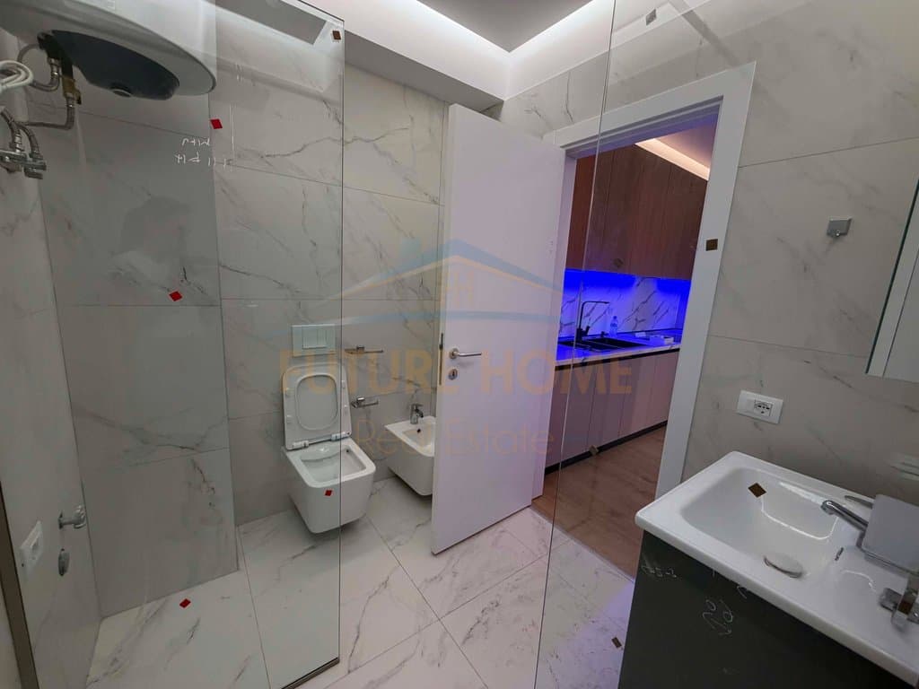 Qera, Apartament 1+1, Kompleksi E88, Laprakë UNA72349