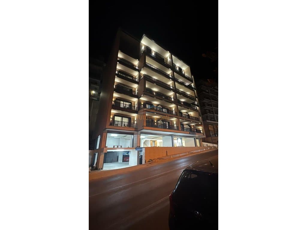 Shitet, Apartament 1+1, Sarande.