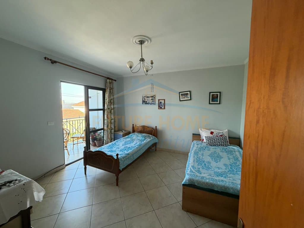 Shitet, Apartament 2+1, Kinostudio, Tiranë. 5