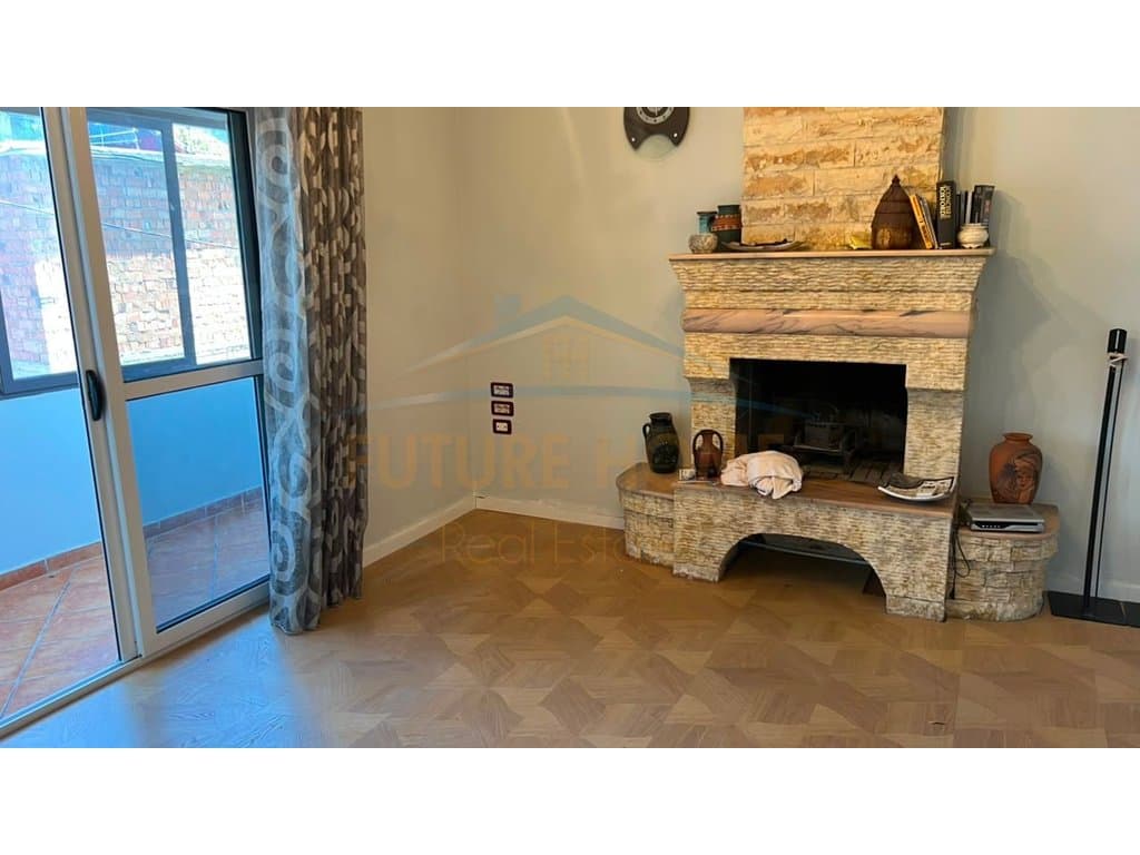 Shitet, Apartament 2+1, Rruga Ferit Xhajko, Tiranë. 2