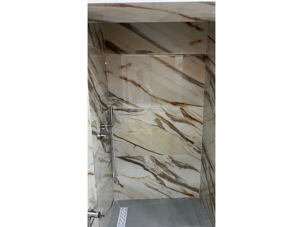 Shitet, Apartament 2+1, Rruga Ferit Xhajko, Tiranë. 4
