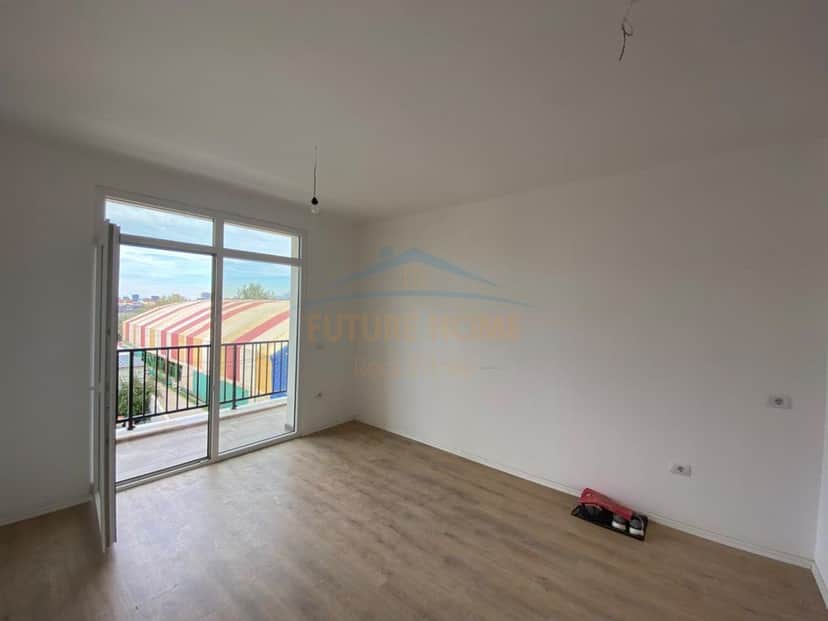 Shitet, Apartament 1+1 , Sauk, Tirane . 1