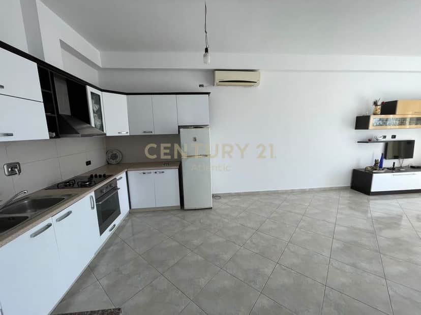 Apartament 2+1+2 ballkon dhe post parkimi për Shitje – Shenavlash, Durrës 1