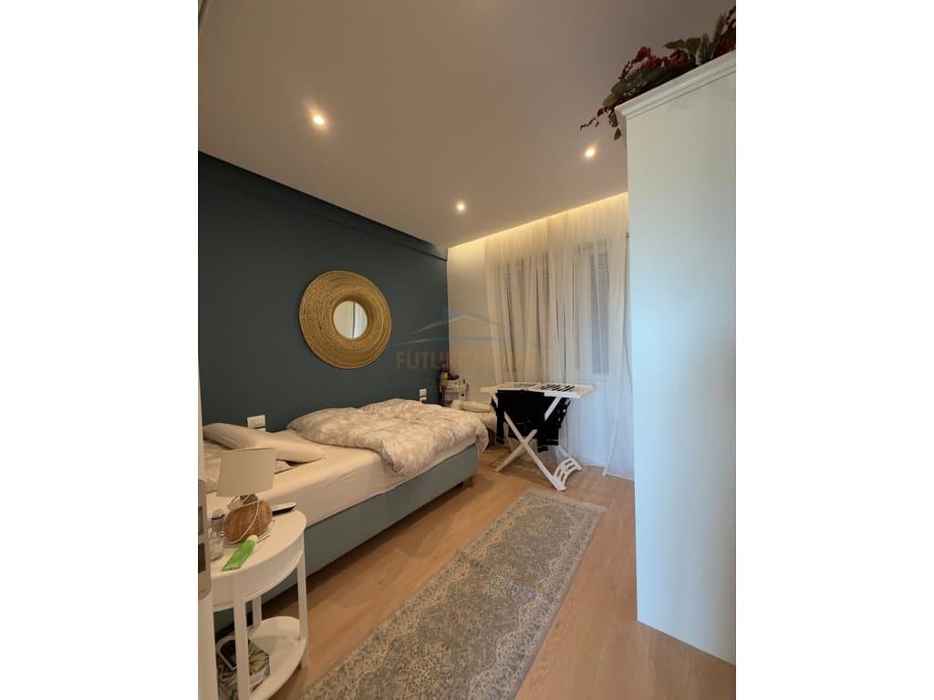 Shitet, Penthouse 3+1+2+Parkim, Valamar, Durres 5